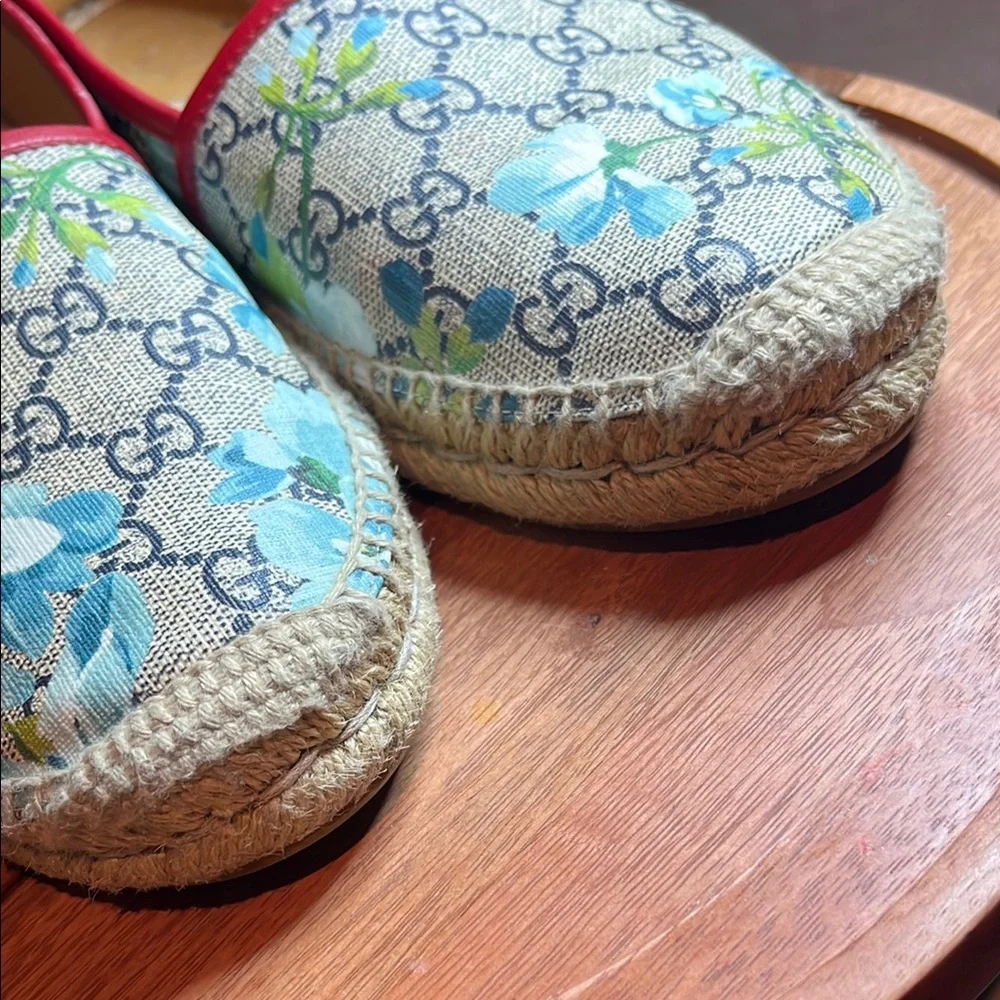 Gucci Blooms Espadrilles with Monogram Design Red and Blue